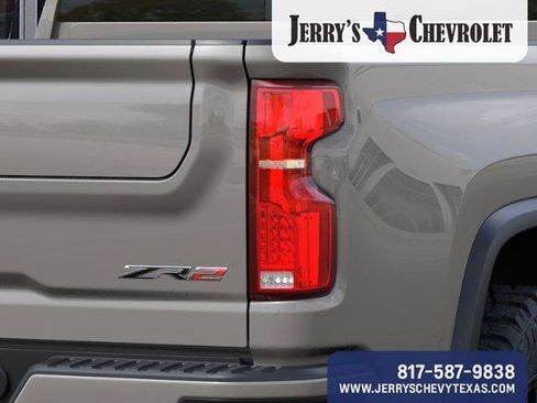 New 2026 Chevrolet Silverado 2500 ZR2 AWD/4WD image 12