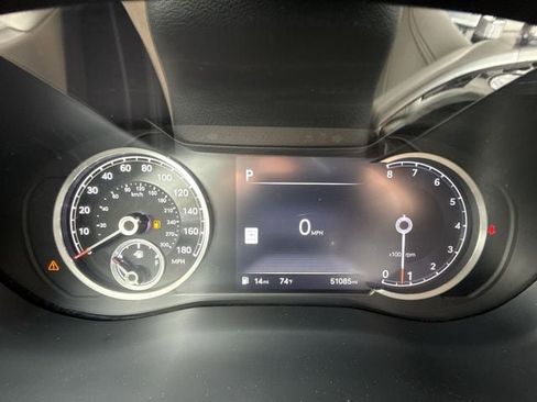 Used 2024 Genesis G70 2.5T RWD image 15