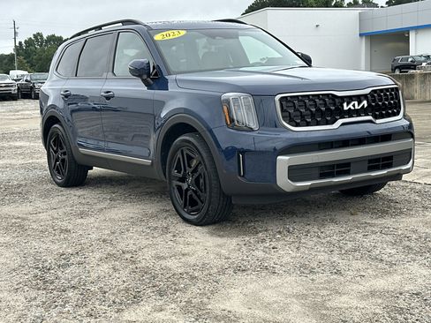 Used 2023 Kia Telluride EX X-Line AWD/4WD image 3