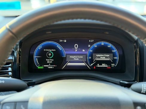 Used 2025 Toyota Camry XLE w/ Premium Package image 14