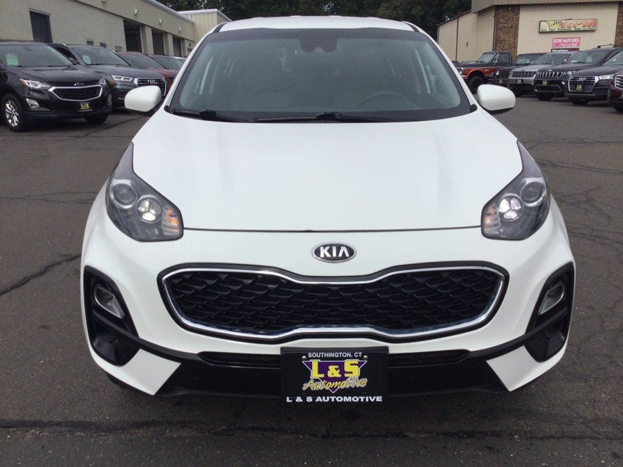 Used 2020 Kia Sportage LX AWD/4WD image 3