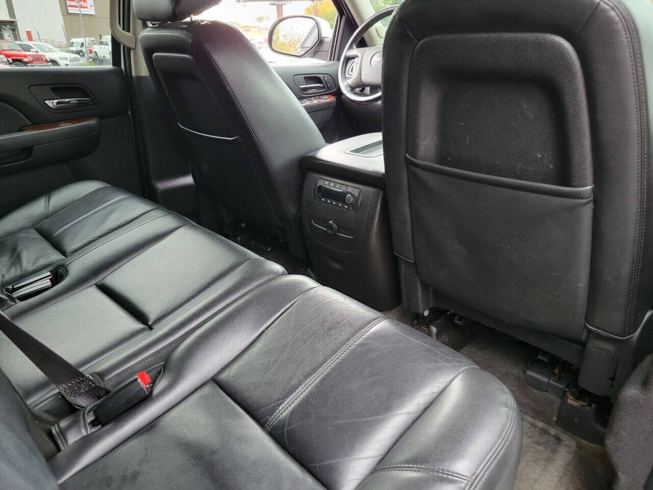 Used 2014 GMC Yukon SLT AWD/4WD image 31