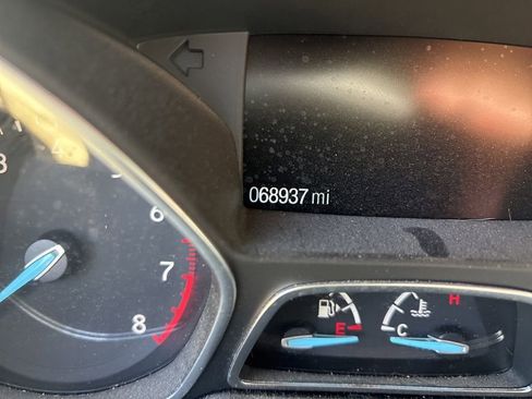 Used 2018 Ford Escape S FWD image 11
