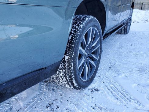 Certified 2023 Cadillac Escalade Sport w/ Touring Package image 14