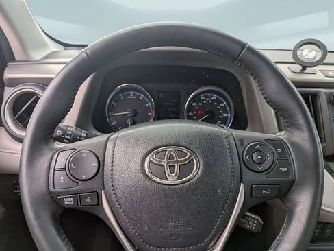 Used 2017 Toyota RAV4 Platinum FWD image 25