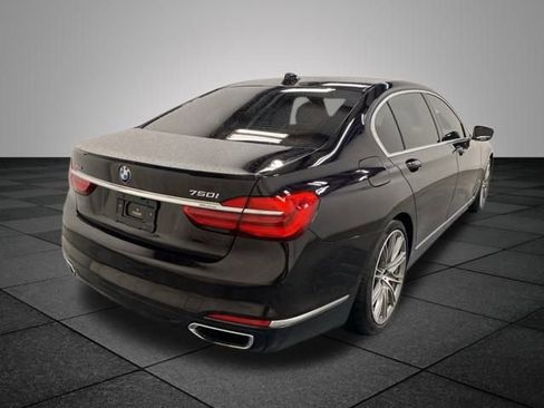 Used 2018 BMW 750i xDrive image 6