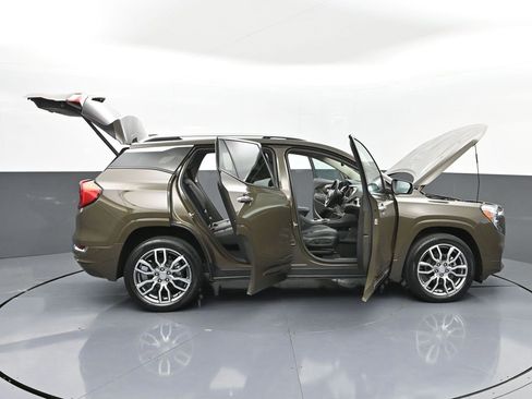Used 2023 GMC Terrain Denali image 53