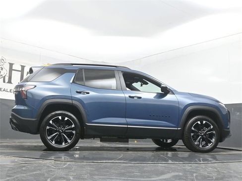 Used 2025 Chevrolet Equinox RS w/ Safety and Technology Package image 53