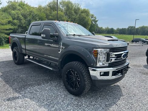 Used 2019 Ford F250 XLT w/ XLT Value Package AWD/4WD image 15
