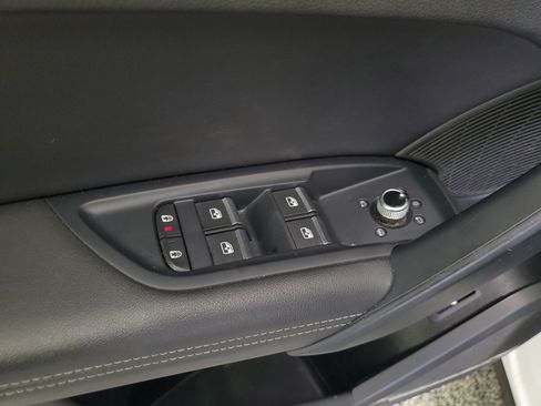 Used 2023 Audi Q5 2.0T Premium Plus AWD/4WD image 19