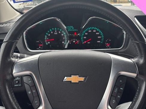 Used 2016 Chevrolet Traverse LT w/ Traveler's Package FWD image 7
