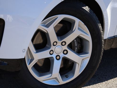 Used 2018 Land Rover Range Rover Sport Supercharged image 20