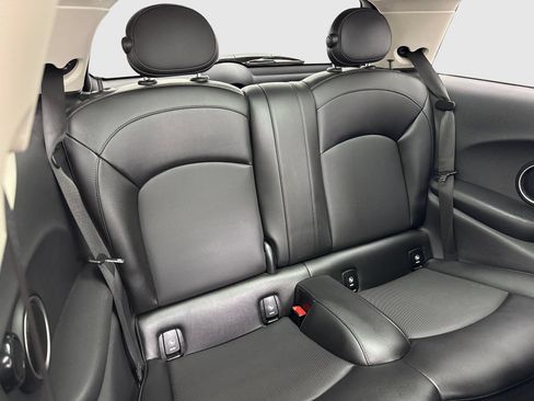 Used 2015 MINI Cooper S FWD image 38