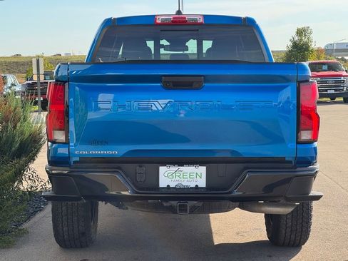 Used 2024 Chevrolet Colorado Z71 w/ Z71 Convenience Package 2 AWD/4WD image 8