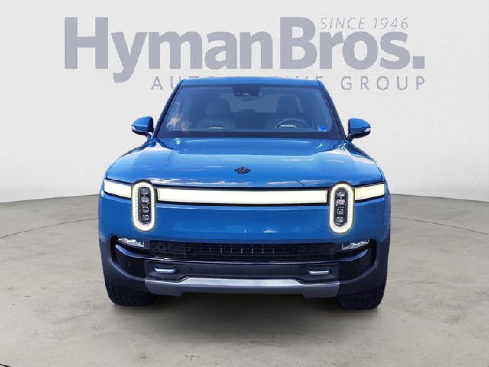 Used 2023 Rivian R1T Adventure Dual AWD/4WD image 8
