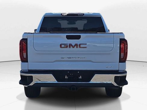 Used 2025 GMC Sierra 1500 SLT image 6