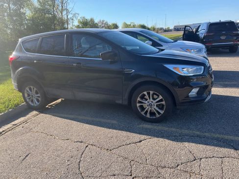 Used 2019 Ford Escape SE AWD/4WD image 15