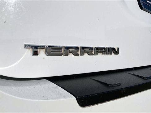 Used 2015 GMC Terrain SLT image 28