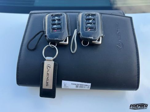 Used 2018 Lexus IS 300 image 57