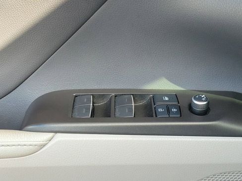 Used 2021 Toyota Camry XSE image 31