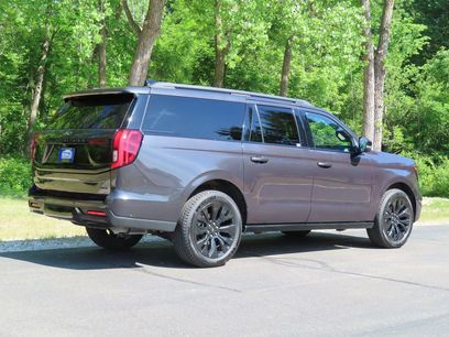 Used 2025 Ford Expedition Max Platinum w/ Stealth Appearance Package