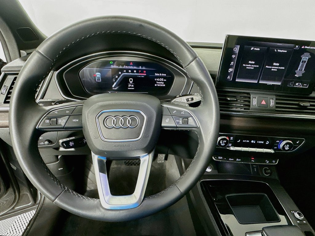 Used 2022 Audi Q5 2.0T Premium Plus w/ Premium Plus Package AWD/4WD image 11