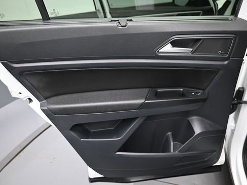 Used 2018 Volkswagen Atlas SEL Premium image 29