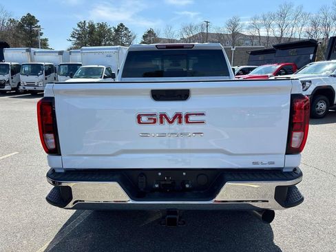New 2026 GMC Sierra 2500 SLE w/ SLE Value Package; image 3