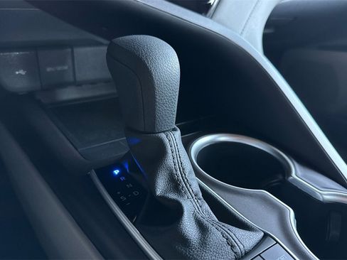 Used 2024 Toyota Camry LE image 19