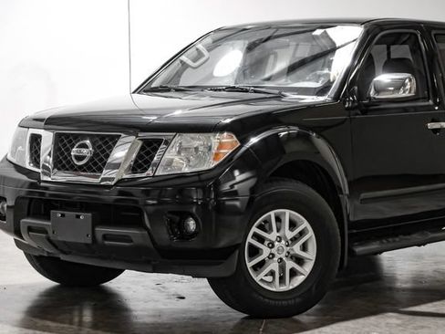 Used 2019 Nissan Frontier SV RWD image 6