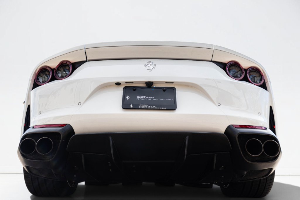 Certified 2019 Ferrari 812 Superfast RWD image 24