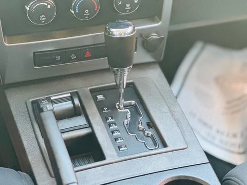 Used 2009 Jeep Liberty Rocky Mountain image 9