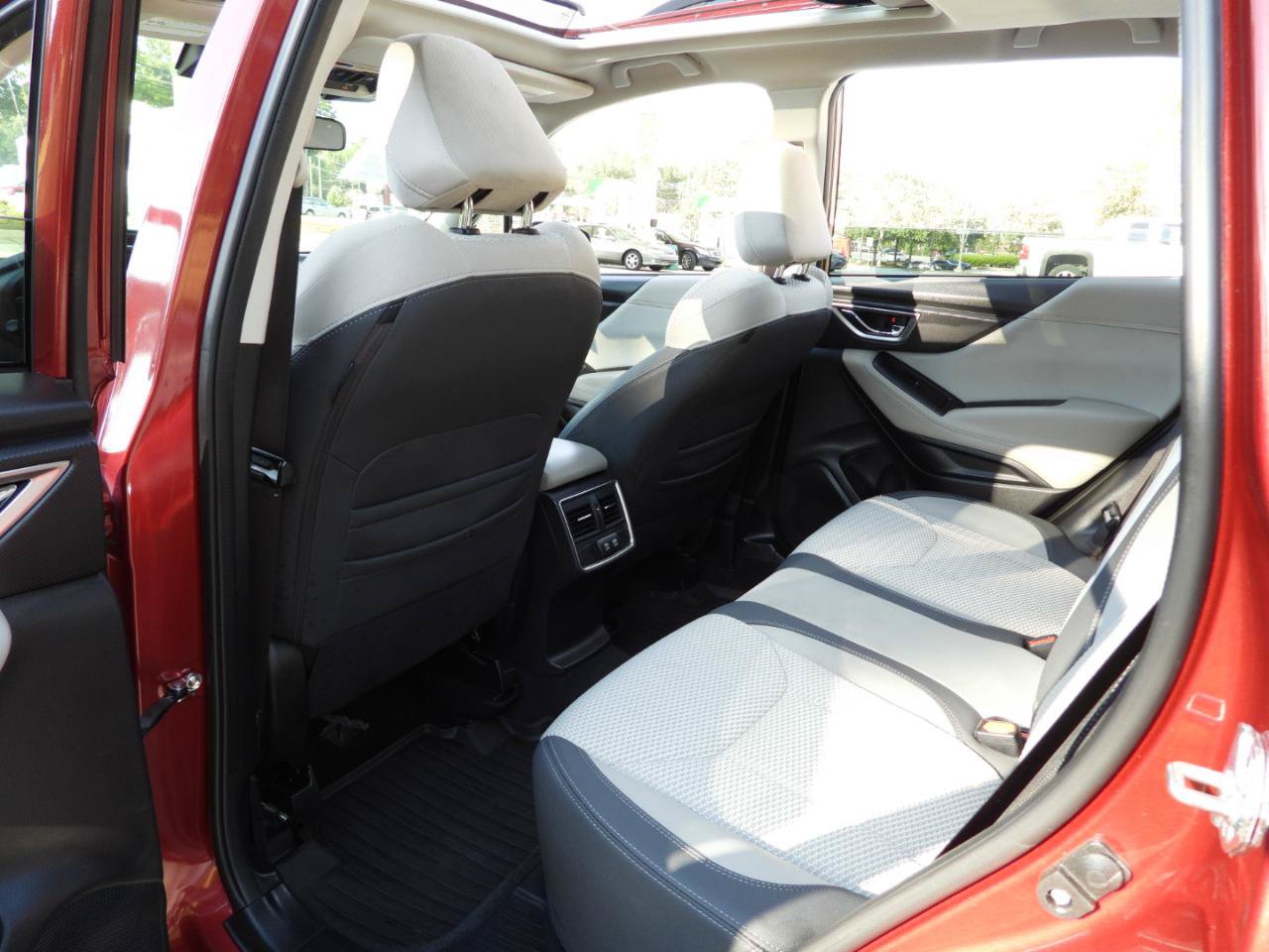 Used 2023 Subaru Forester Premium AWD/4WD image 55
