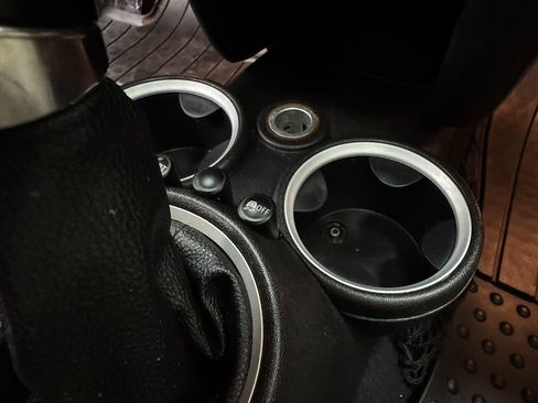 Used 2011 MINI Cooper S image 29