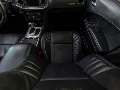 Used 2016 Dodge Charger SRT w/ Harman/Kardon Audio Group image 58