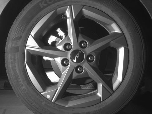 Used 2025 Kia K4 LXS image 15