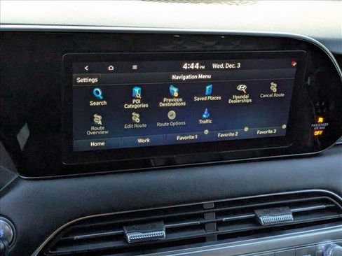 Used 2021 Hyundai Palisade Calligraphy w/ Winter Package image 12