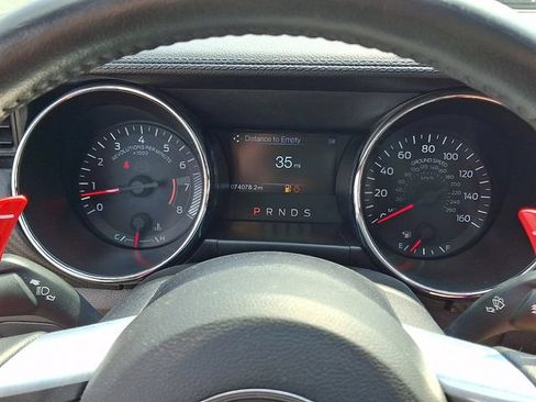 Used 2016 Ford Mustang Coupe RWD image 20
