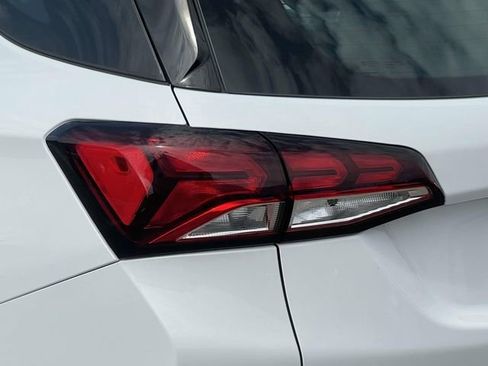 Certified 2024 Chevrolet Equinox LS FWD image 10