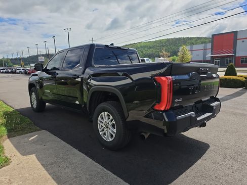 Used 2023 Toyota Tundra SR5 w/ SR5 Convenience Package AWD/4WD image 6