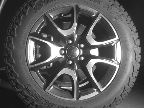 Used 2025 Jeep Compass Trailhawk image 12