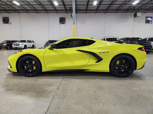 Used 2022 Chevrolet Corvette 3LT C8.R image 8