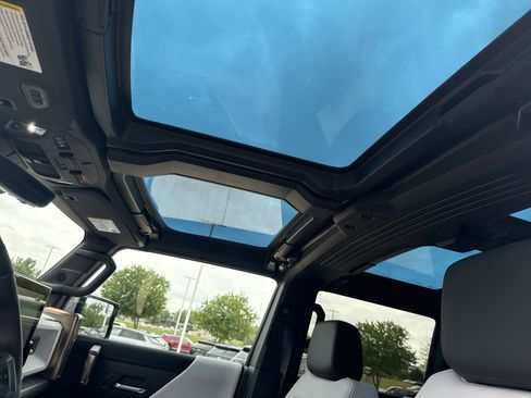 New 2025 GMC Hummer EV 3X image 14