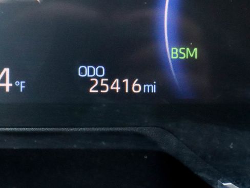 Used 2025 Toyota RAV4 XLE AWD/4WD image 27