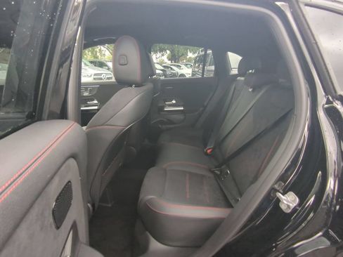 Used 2026 Mercedes-Benz GLA 250 image 5