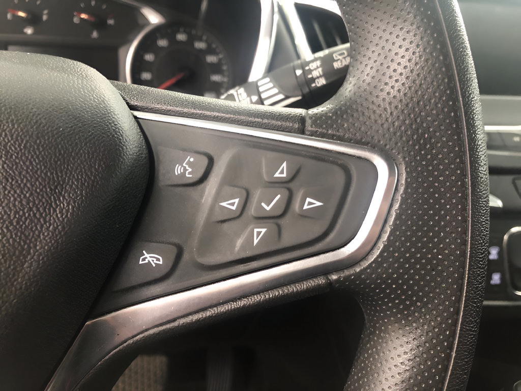 Used 2020 Chevrolet Equinox LT w/ LPO, Floor Liner Package AWD/4WD image 25