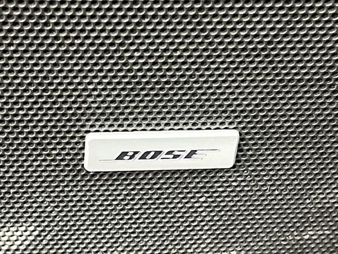 Used 2023 Chevrolet Traverse RS image 19