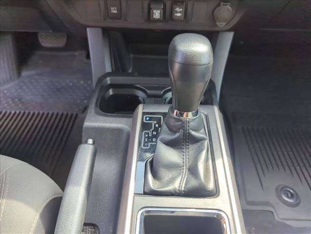 Used 2019 Toyota Tacoma SR5 RWD image 15