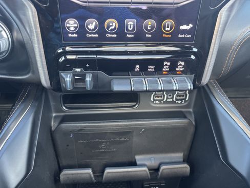 Used 2020 RAM 1500 Limited AWD/4WD image 25