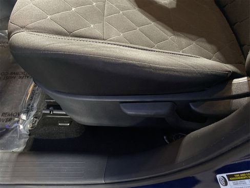 Used 2020 Nissan Kicks SV w/ Exterior Package image 19